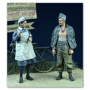 Немецкая медсестра и раненая DRK 1942-45