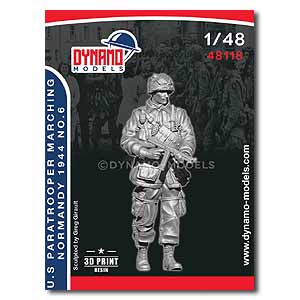 Американский десантник с пистолетом-пулеметом на марше (Нормандия, 1944 г.) № 6