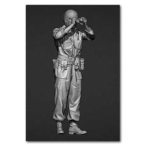 Американский танкер с биноклем