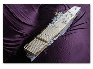 Деревянная палуба USS CV-8 Hornet 1/200