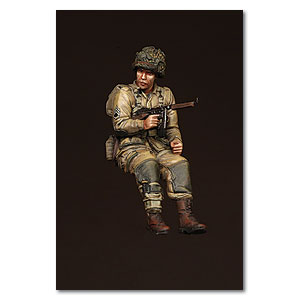 Сержант 101-й воздушно-десантной дивизии на Шермане.