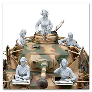 Немецкий женский экипаж танка Pzkpfw IV (для TRUMPETER) (требуется отложенный заказ на 3–5 недель)
