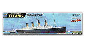 1/200 R.M.S Titanic (см. инструкцию по доставке)